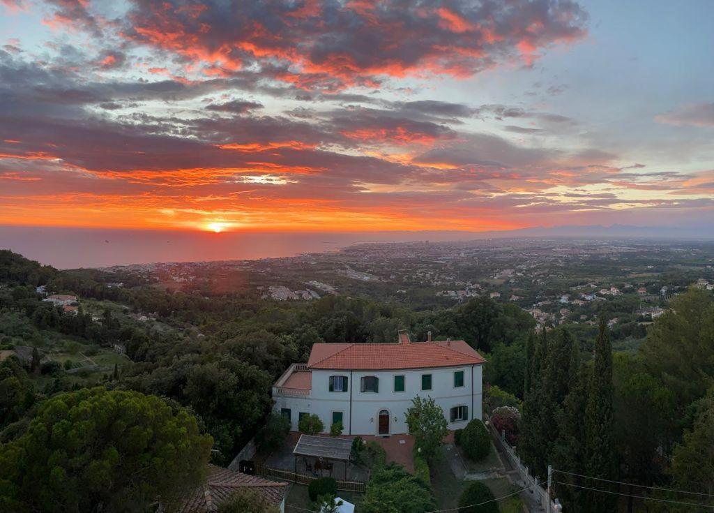 ليفورنو Villa Gemma المظهر الخارجي الصورة